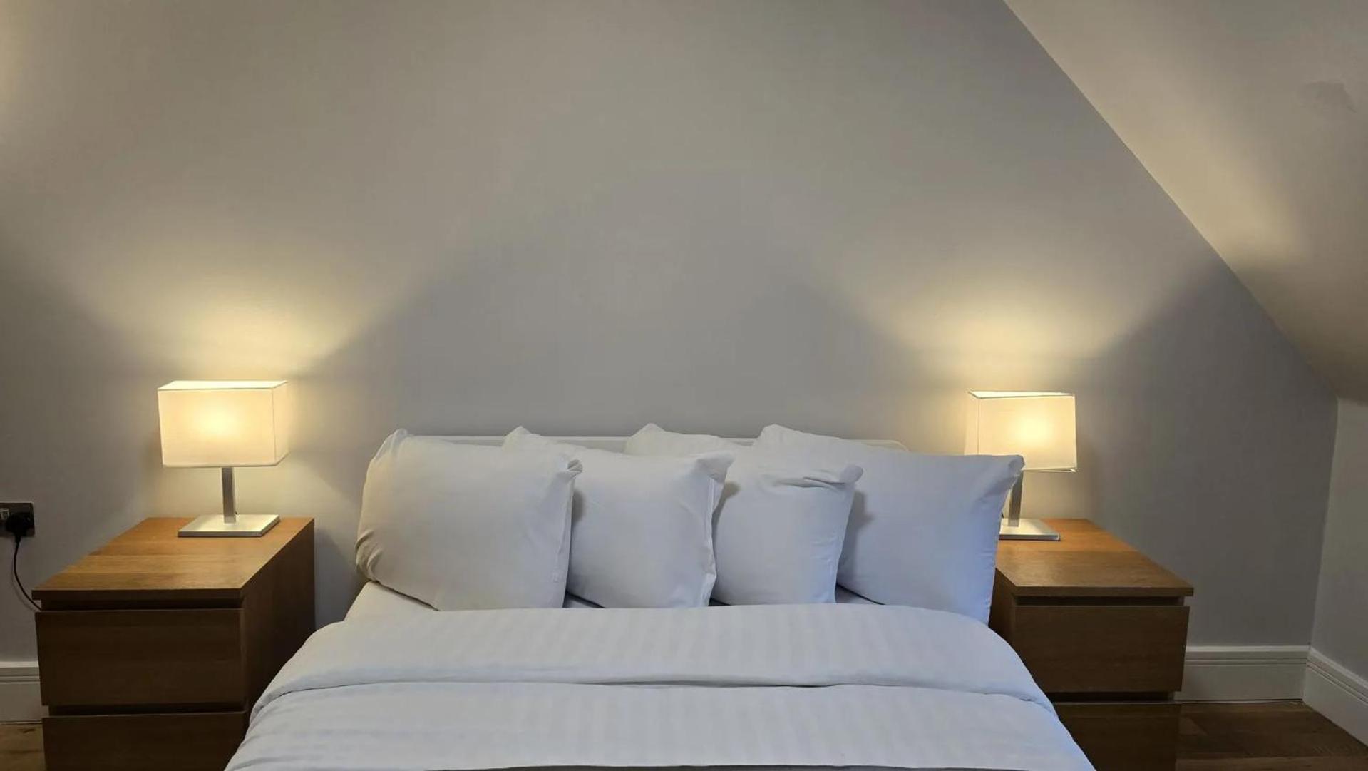 Westciti Chatsworth Road Apartments Кройдон Екстериор снимка