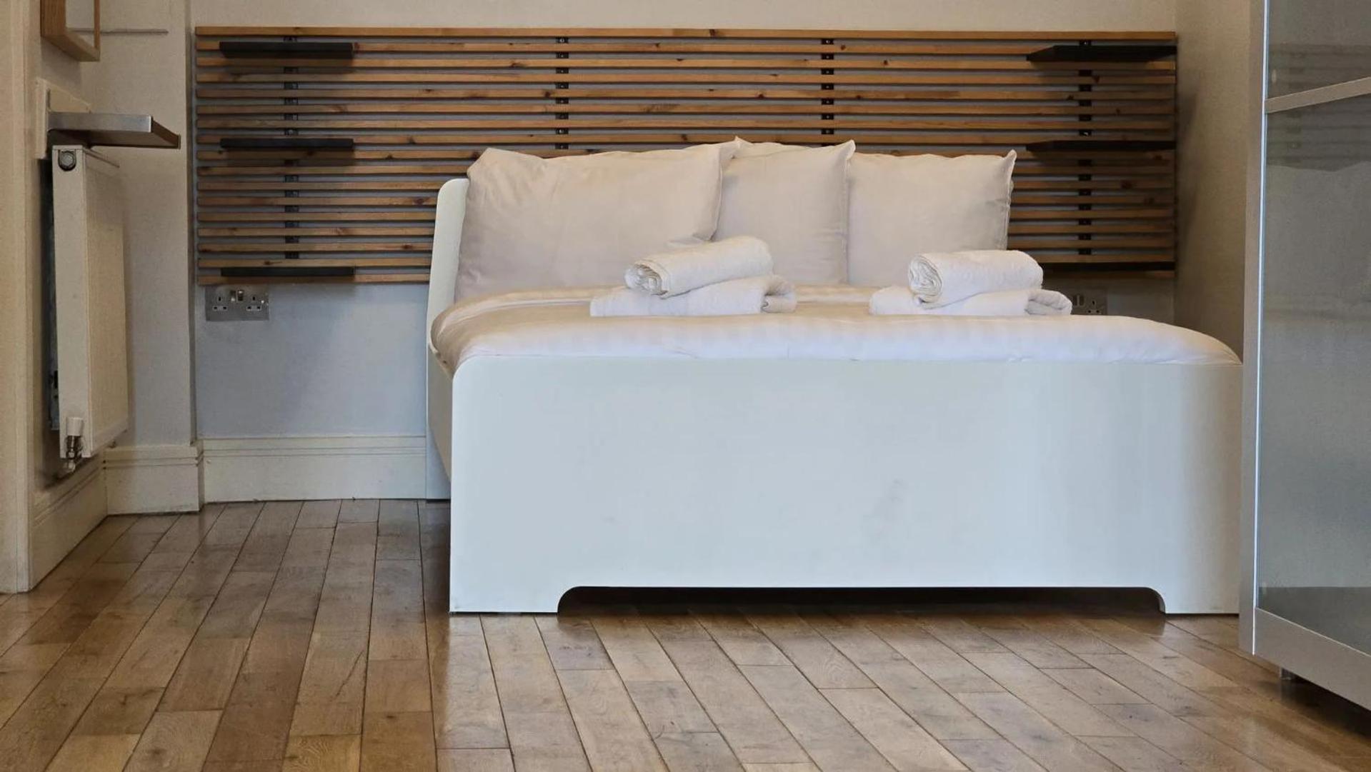 Westciti Chatsworth Road Apartments Кройдон Екстериор снимка