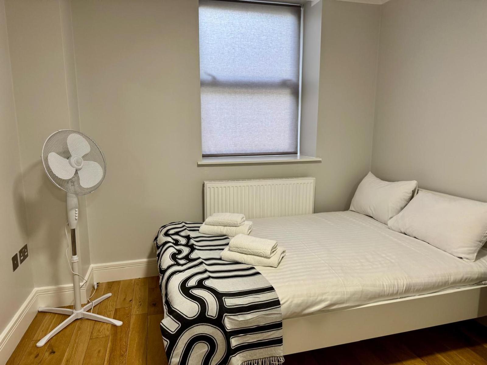 Westciti Chatsworth Road Apartments Кройдон Екстериор снимка
