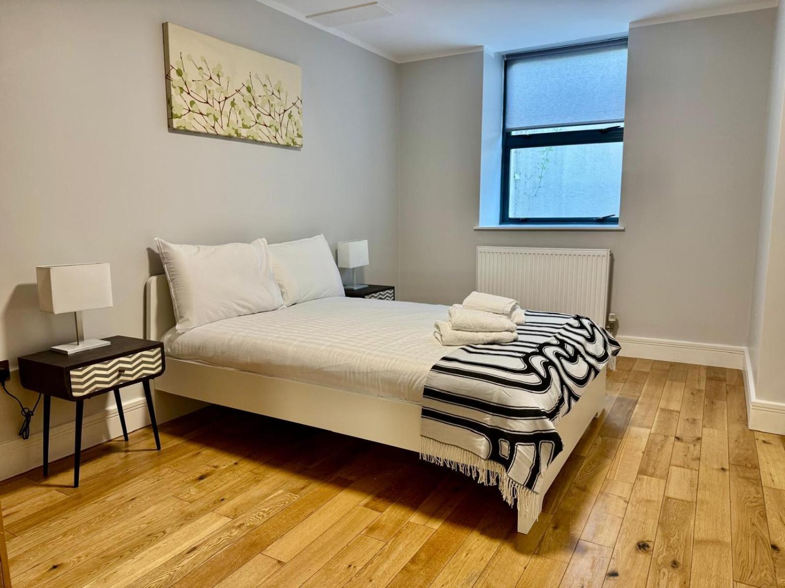 Westciti Chatsworth Road Apartments Кройдон Екстериор снимка